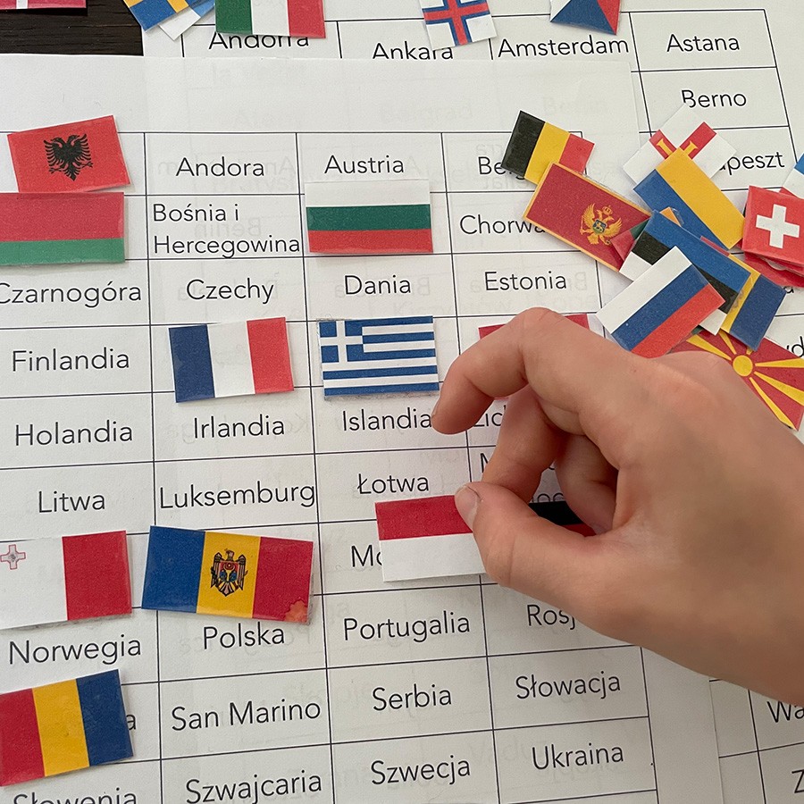 18 Kart Pracy - Flagi, państwa i stolice Europy - Palcem po mapie cz. I 14-Kart-Pracy-Flagi-panstwa-i-stolice-Europy-3