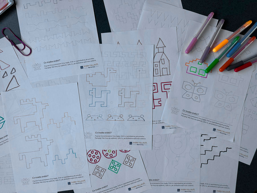 14 Kart Pracy "Mała motoryka" szlaczki-z-motylkiem