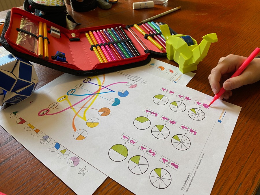 14 Karty Pracy - Ułamki zwykłe 70 zadań + Gra: Domino Ułamkowe! 14-karty-pracy-ulamki-zwykle-70-zadan-gra-domino-ulamkowe-dydaktyczny.pl-3