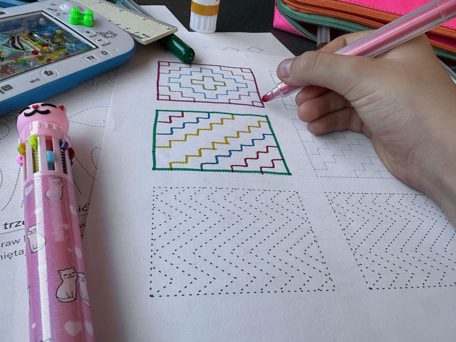 19 Kart Pracy "Przygotowanie do Pisania" szlaczki