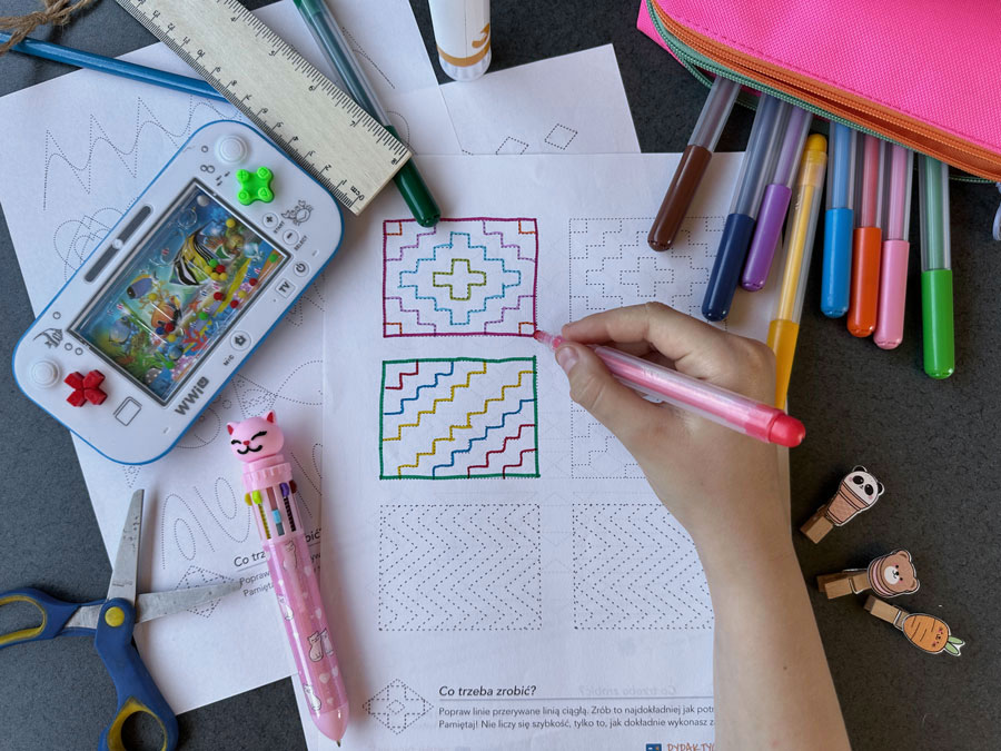 19 Kart Pracy "Przygotowanie do Pisania" szlaczki