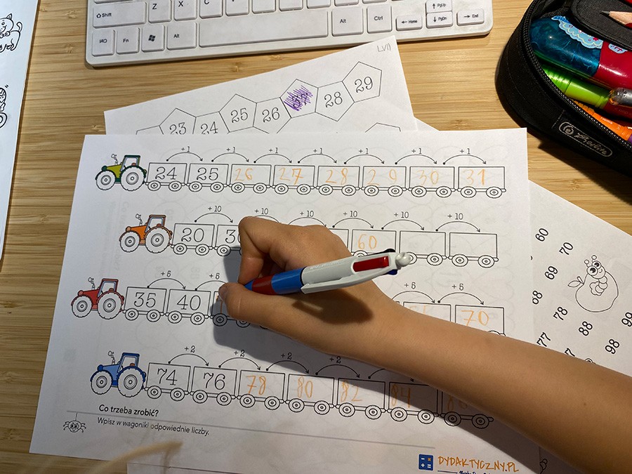 10 Kart Pracy - Liczę do 100 karty-pracy-licze-do-100-matematyka-2