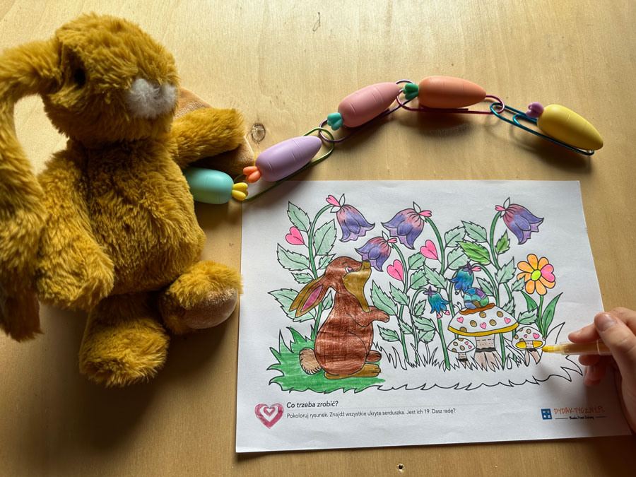 Labirynty, Układanka, Wyliczanka i Kolorowanka Labirynty- Układanka- Wyliczanka i Kolorowanka