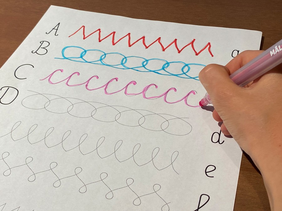 Zestaw 15 Kart Pracy - Pismo odręczne - Rozpoznawanie Liter + Ćwiczenia + 2 Wyjątkowe Gry zestaw-15-kart-pracy-pismo-odreczne-rozpoznawanie-liter-i-cwiczenia-oraz-domino-i-gra-planszowa-dydaktyczny.pl-4