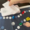90 Kart „Quiz Układ Słoneczny” + Kosmiczna Gra Planszowa + 8 Infokart Kart Uklad Sloneczny dydaktyczny