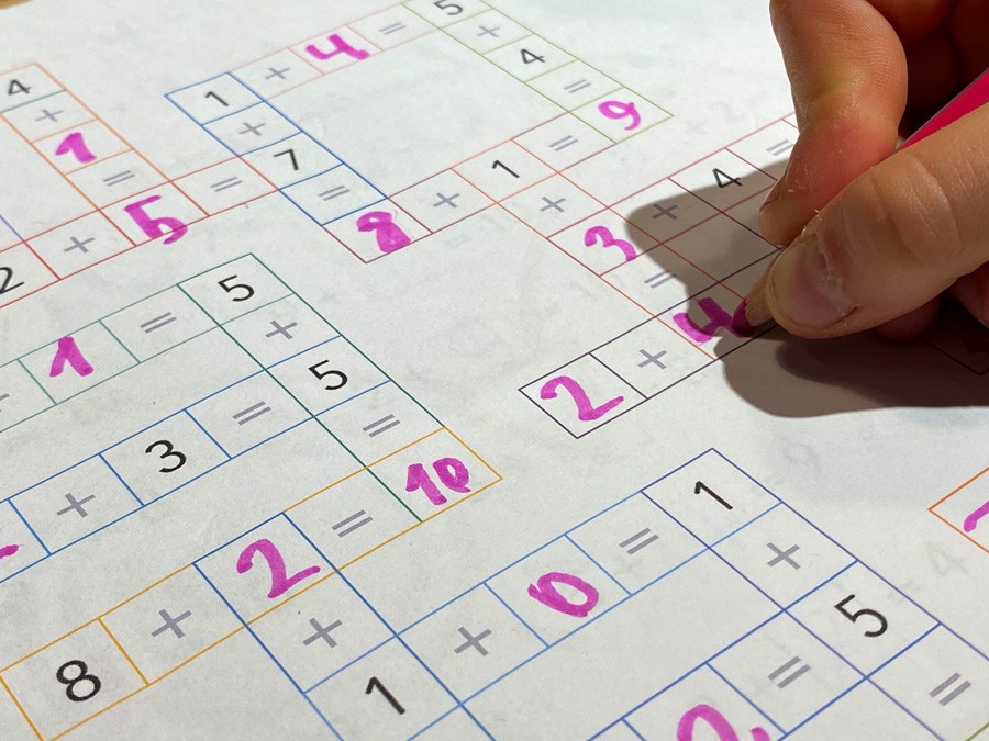 15 Kart Pracy - Ponad 200 działań z dodawania w zakresie 0 - 10 15-kart-pracy-ponad-200-dzialan-z-dodawania-w-zakresie-0-10-dydaktyczny.pl-2