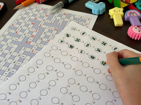 18 Kart Pracy - Ogromny zestaw krzyżówek i diagramów - mnożenie i dzielenie do 100 [plus karty odpowiedzi] dydaktyczny