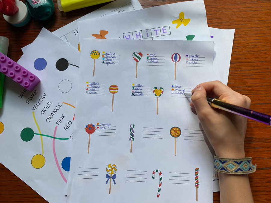 11 Kart Pracy - Colours .jpg