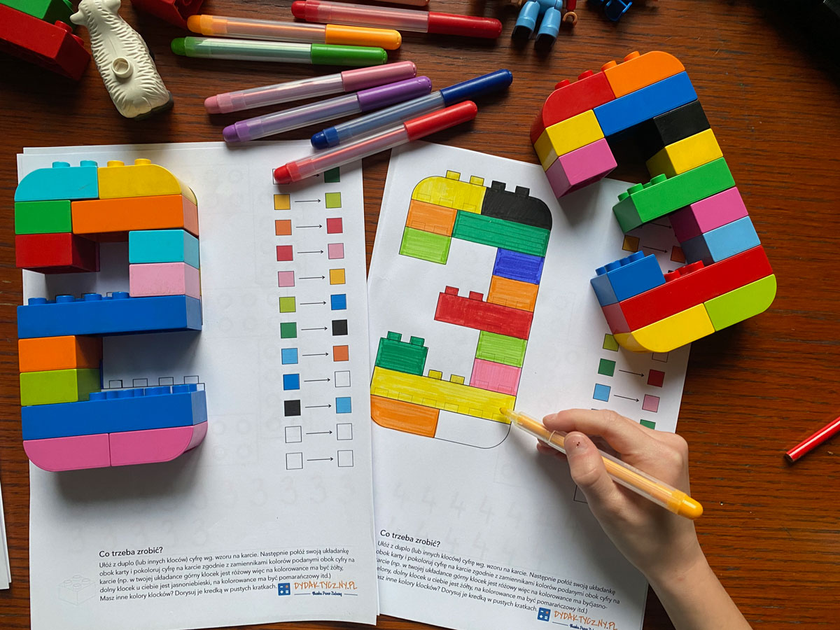 30 Kart Pracy - Poznajemy cyfry z klockami 30-kart-pracy-poznajemy-cyfry-z-klockami-dydaktyczny.pl-11