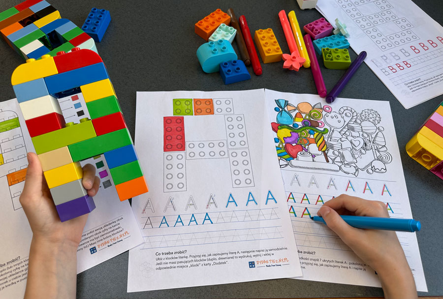 36 Kart Pracy - Alfabet Malucha - Poznajemy litery z klockami - część 1 od A do L Alfabet-ab
