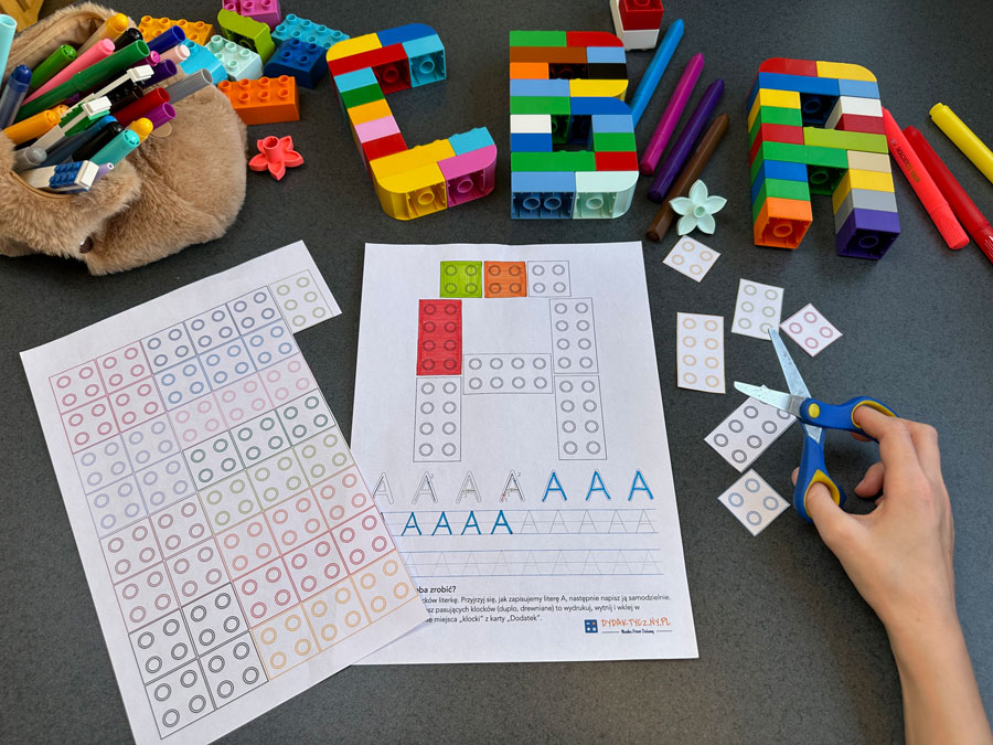 36 Kart Pracy - Alfabet Malucha - Poznajemy litery z klockami - część 1 od A do L Alfabet-ab