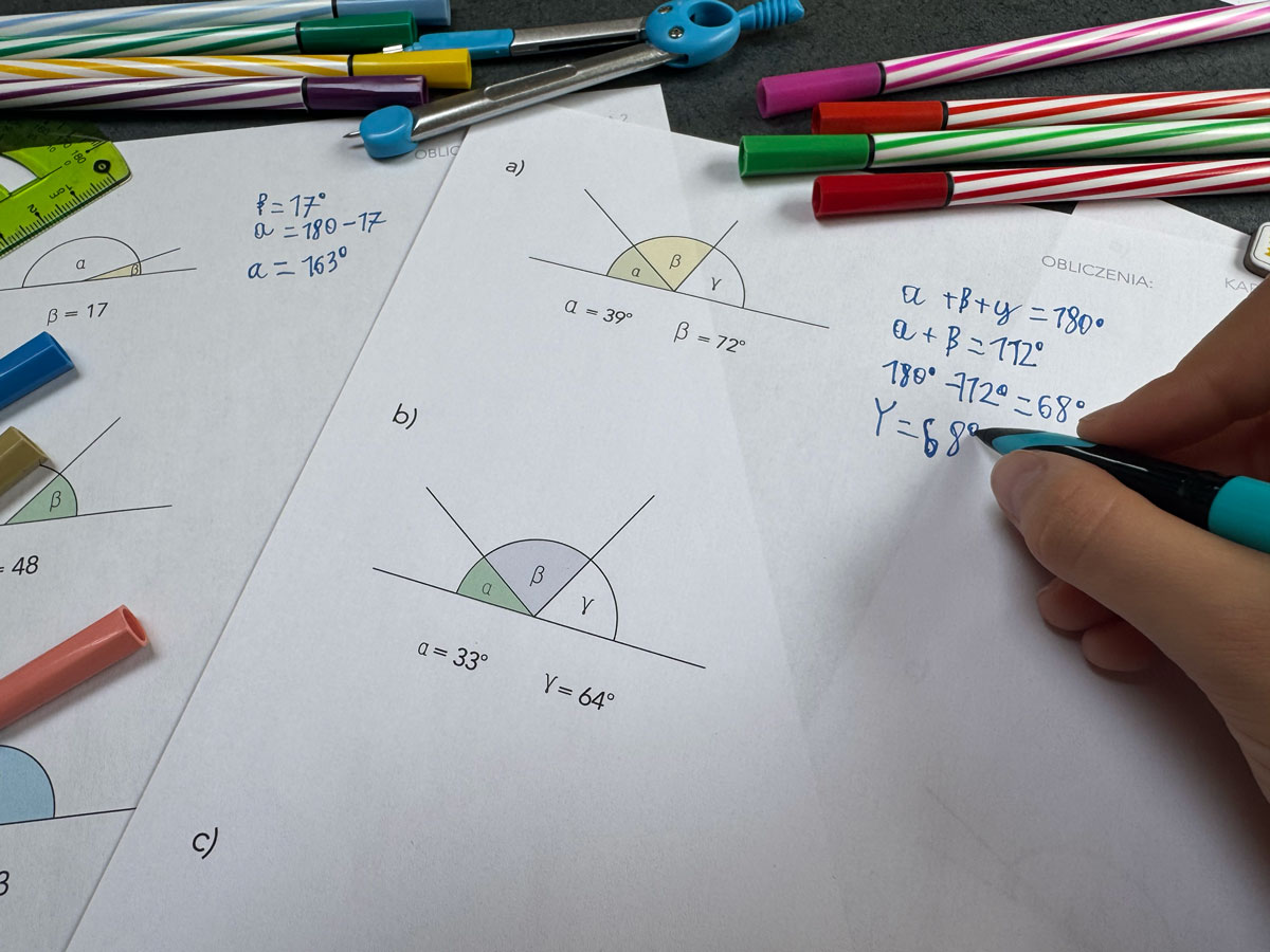 12 Kart Pracy - Właściwości kątów - wierzchołkowe i przystające (+ 6 kart odpowiedzi) 6