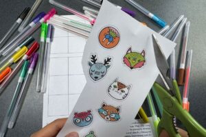 Które karty pracy najlepiej uczą rozpoznawania emocji u małych dzieci? dydaktyczny-62